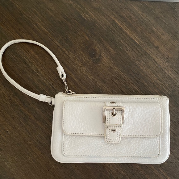 White leather wristlet clutch - Picture 1 of 5